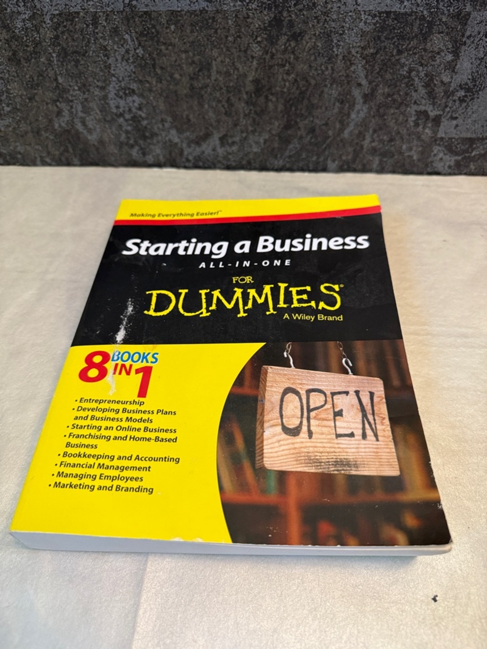 Starting a Business All-in-One For Dummies - Yellow & Black Cover